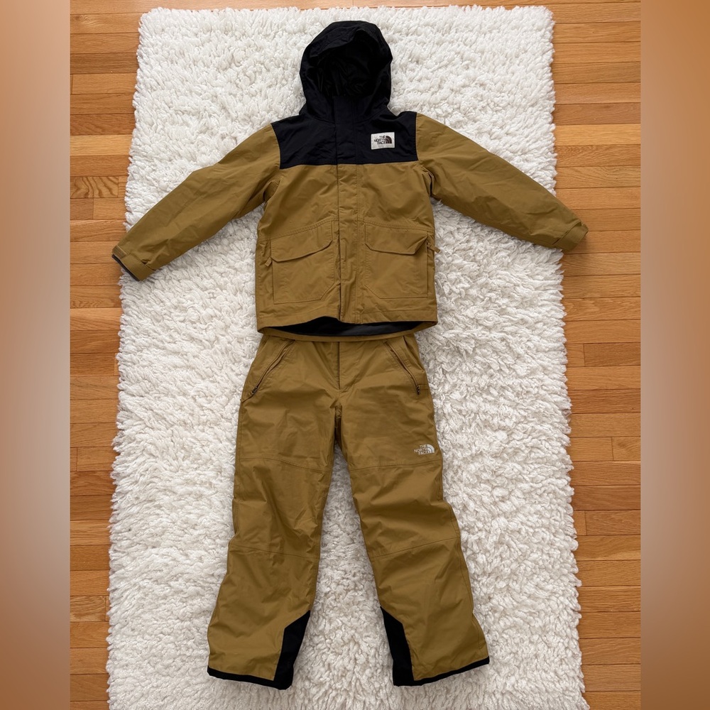 The North Face snow ski set with 3 in one jacket and snow pants